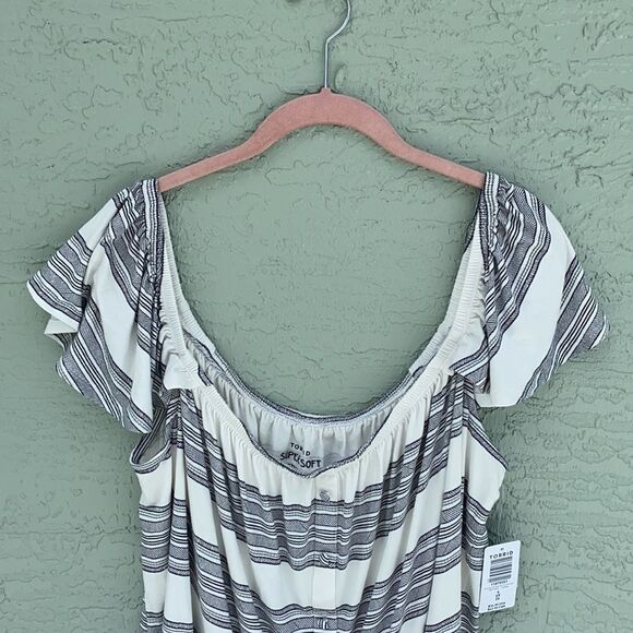 Torrid NWT Sz 4X Super Soft Off The Shoulder - Picture 7 of 10